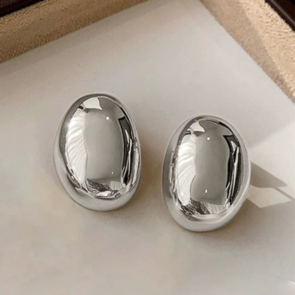 Wholesale Exaggerated Geometric Oval Copper Earrings For Women With Electroplating Design