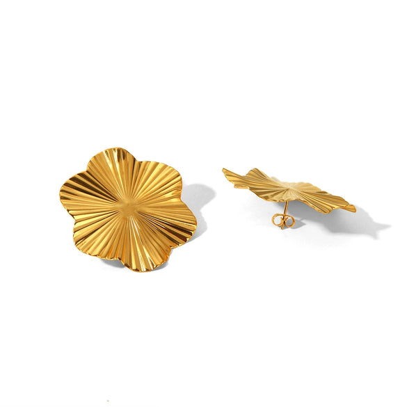 Wholesale Exaggerated Irregular Pleated Earrings For Women Stainless Steel With Flower Wave Geometric Patterns And Electroplating