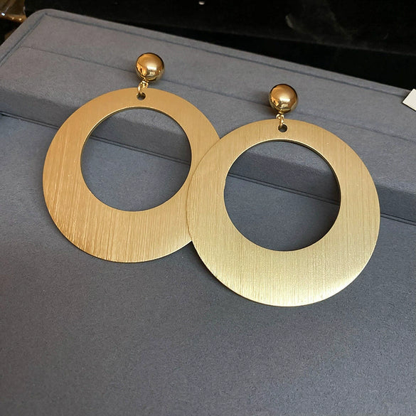 Wholesale Exaggerated Metal Earrings With Flower Pattern Retro Personality Electroplated