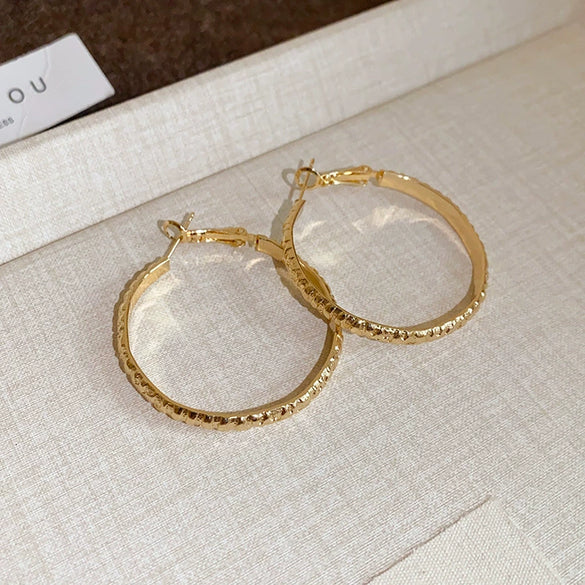 Wholesale Exaggerated Metal Earrings With Flower Pattern Retro Personality Electroplated
