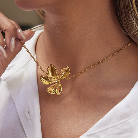 Wholesale Exaggerated Ninelayered Floral Stainless Steel 18K Gold Electroplated Necklace For Women