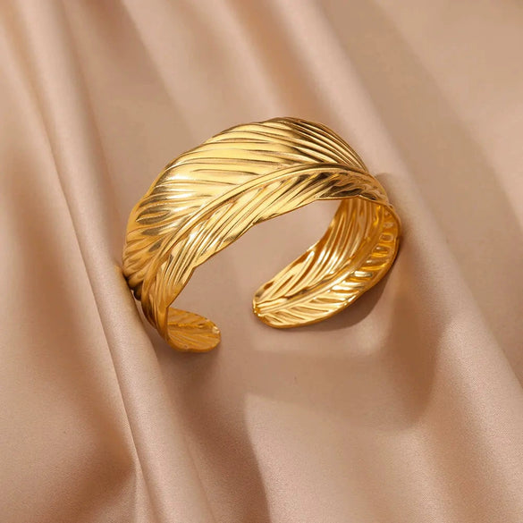 Wholesale Exaggerated Opening Wide Version Bracelet Stainless Steel French Retro Geometric Electroplated Jewelry