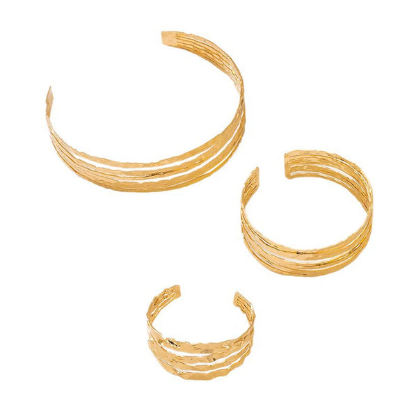 Wholesale Exaggerated Retro Wide Irregular Hollow Cshaped Women's Alloy Jewelry Set With Geometric Pattern And Electroplating