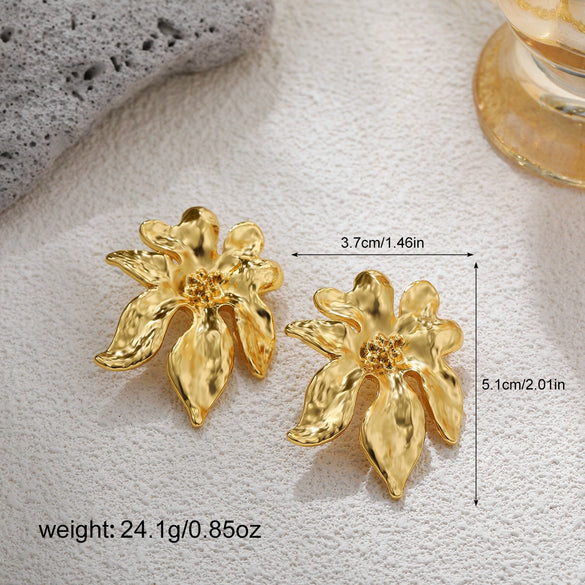 Wholesale Exaggerated Retro Zinc Alloy Earrings With Flower Love Starfish Bow Design 18K Gold Plated
