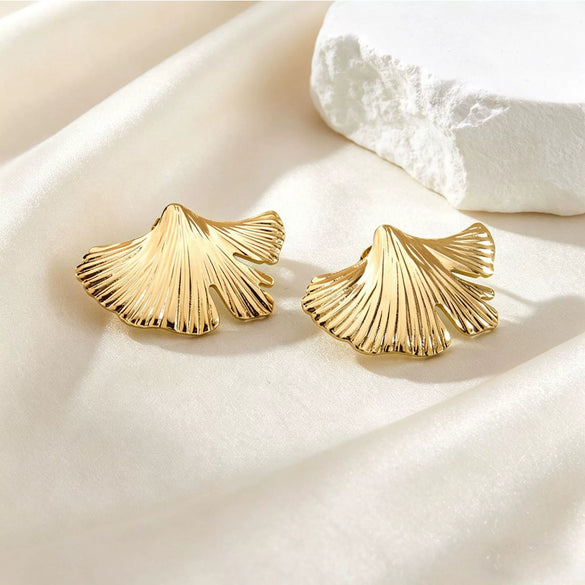 Wholesale Exaggerated Style Stamped Stainless Steel Leaf Floral Stud Earrings For Women
