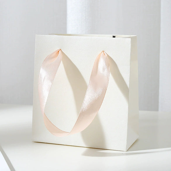 Wholesale Exquisite Multi Use Jewelry Box Made Of Paper And Cardboard For Ring Earrings Bracelet Pendant Necklace Packaging