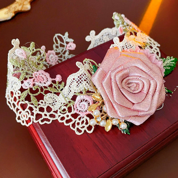 Wholesale Fabric Flower Pearl Diamond Women's Necklace With Sweet Design And Electroplating