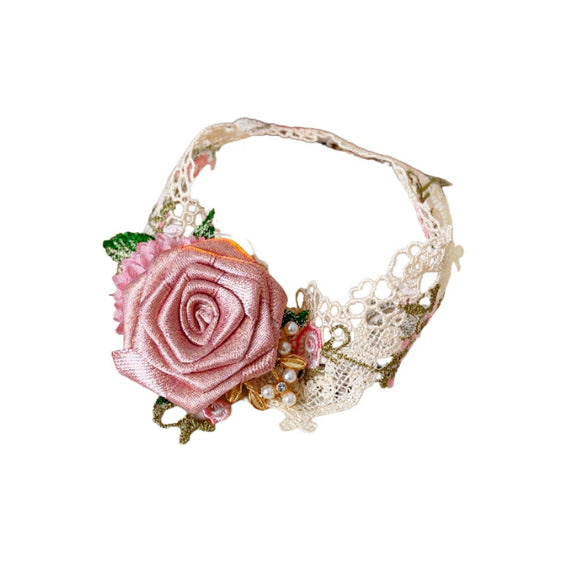 Wholesale Fabric Flower Pearl Diamond Women's Necklace With Sweet Design And Electroplating