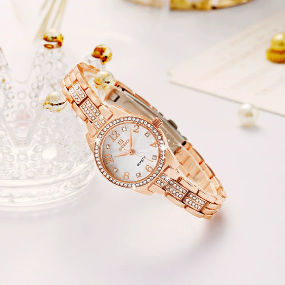 Wholesale Fashion Alloy Waterproof Quartz Watch With Jewelry Buckle For Women Round Dial