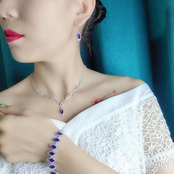 Wholesale Fashion Bridal Jewelry Set Of Rhinestone Necklace And Earrings With Love Water Drops Bell Patterns Electroplated Bamboo Chain For Women