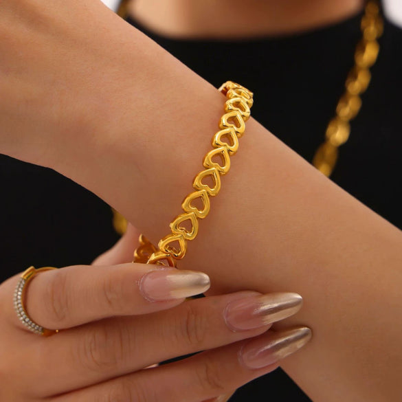 Wholesale Fashion Commuter Bracelet Titanium Steel Pvd Plating Geometric Love Stitching Design