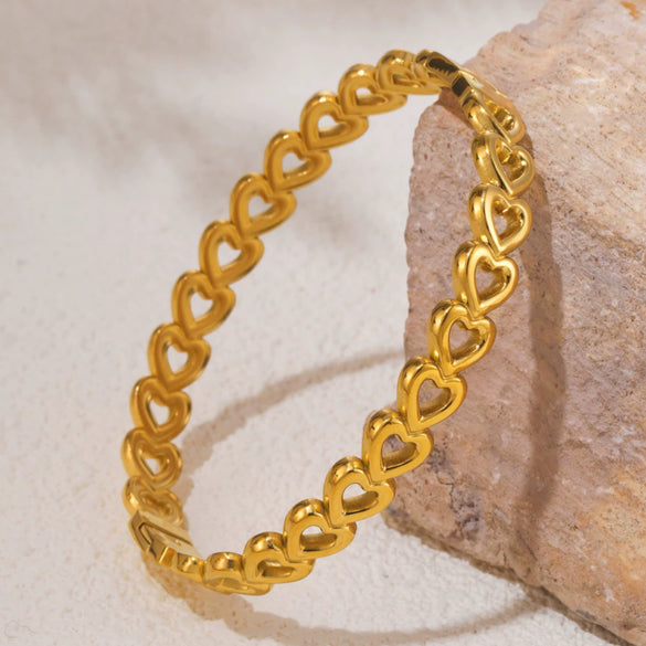Wholesale Fashion Commuter Bracelet Titanium Steel Pvd Plating Geometric Love Stitching Design