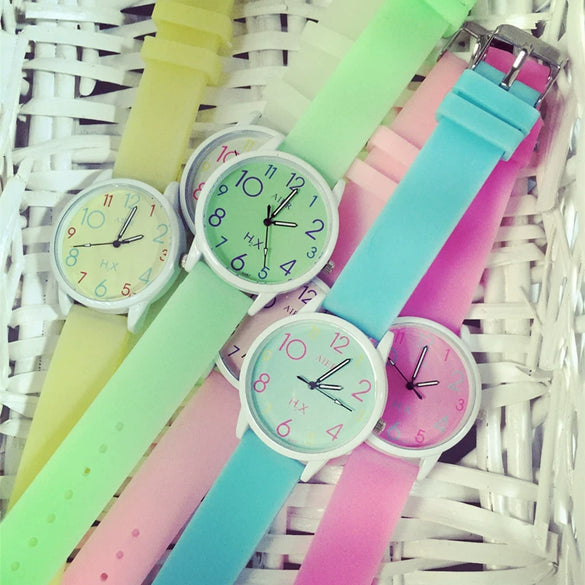 Wholesale Fashion Couple Quartz Watch Female Student Simple Silicone Luminous Candy Color Jelly Style Round Dial Metal Case Stainless Steel Clasp Watch
