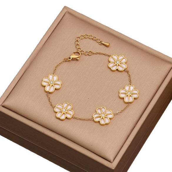 Wholesale Fashion Four Leaf Clover Stainless Steel Necklace Set In Old Money Style