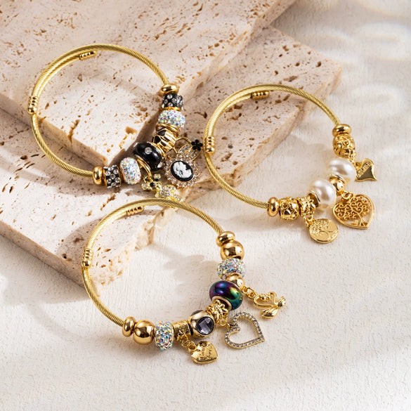 Wholesale Fashion Geometric Diamond Alloy Adjustable Couple Bracelet With Love Pendant