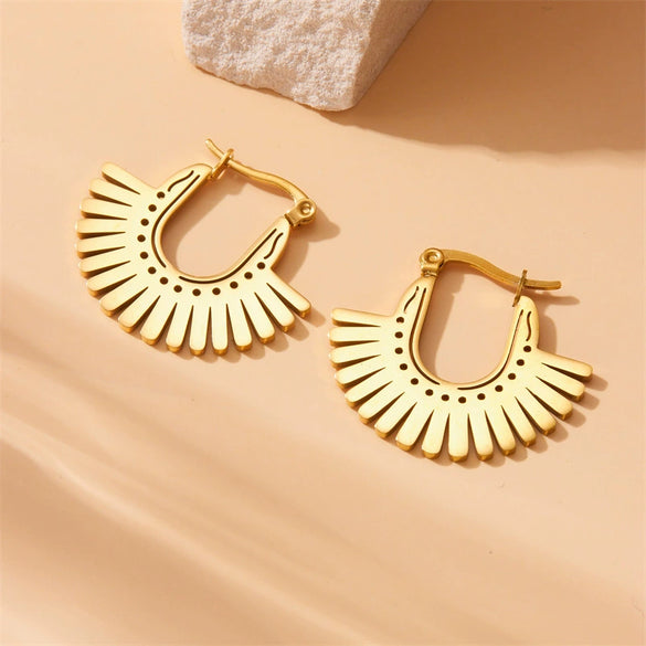 Wholesale Fashion Geometric Fanshaped Stainless Steel Goldplated Women's Earrings