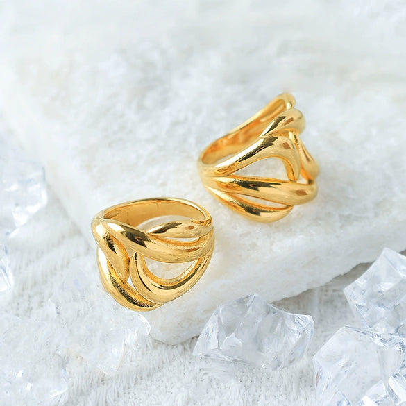 Wholesale Fashion Geometric Irregular Lines Hollow Stainless Steel Goldplated Ring Jewelry