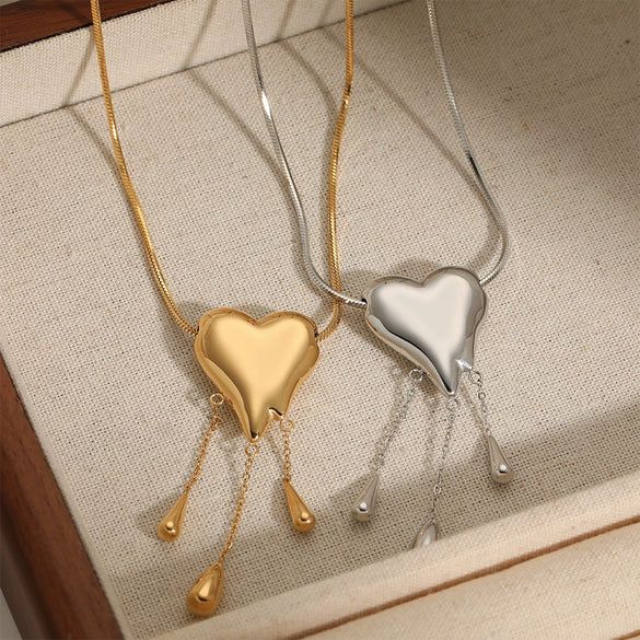 Wholesale Fashion Heartshaped Water Drop Tassel Pendant Necklace In 316 Stainless Steel With Electroplating And Snake Bone Chain For Women