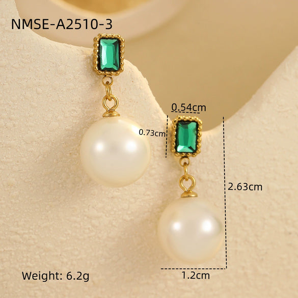 Wholesale Fashion High Sense Inlaid Imitation Pearl Stainless Steel Women's Geometric And Flower Pattern Earrings With Electroplating