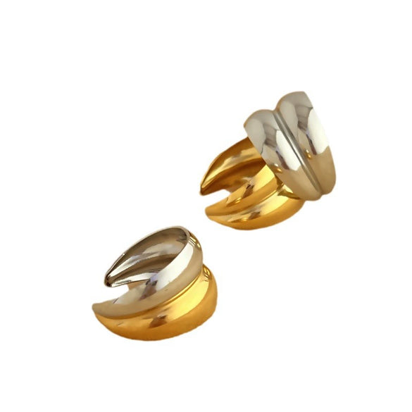 Wholesale Fashion High Texture Stainless Steel Geometric Wide Version Hollow Heart Ring With Electroplating