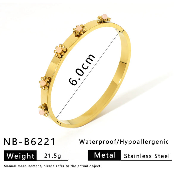 Wholesale Fashion Ins Style Natural Stone Flower 3D Smooth Stainless Steel Bracelet With 18K Vacuum Plating