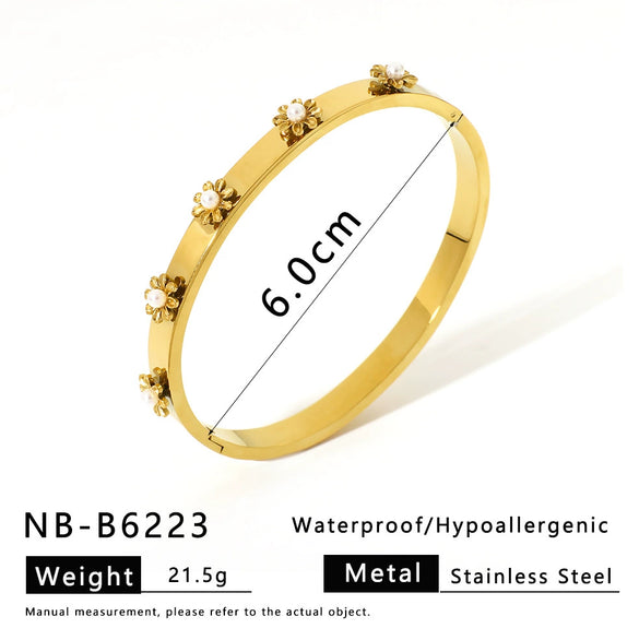 Wholesale Fashion Ins Style Natural Stone Flower 3D Smooth Stainless Steel Bracelet With 18K Vacuum Plating