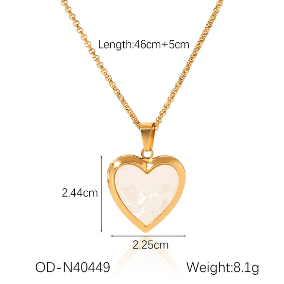 Wholesale Fashion Jewelry Stainless Steel Hollow Heart Shaped Pendant Necklace With Box Chain And Electroplating Craft For Women