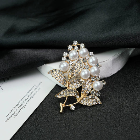 Wholesale Fashion Leaf And Flower Zinc Alloy Rhinestone Brooch Electroplated For Women And Unisex