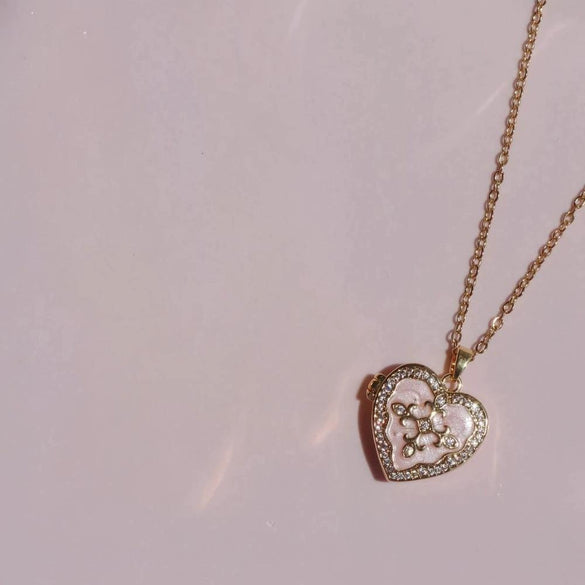 Wholesale Fashion Love Oil Dripping Opening And Closing Clavicle Necklace Copper Enamel Geometric Pendant O Word Chain Electroplated For Women