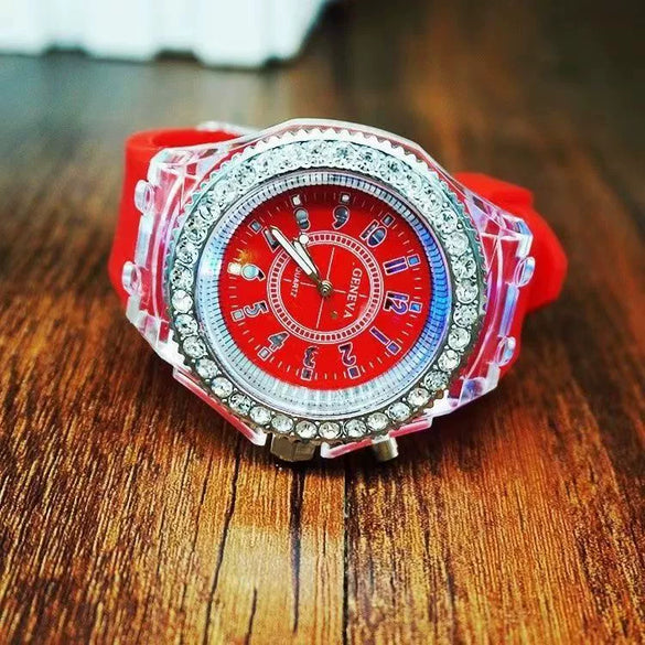 Wholesale Fashion Luminous Quartz Sports Watch Plastic Case Silicone Strap Stainless Steel Buckle Round Dial