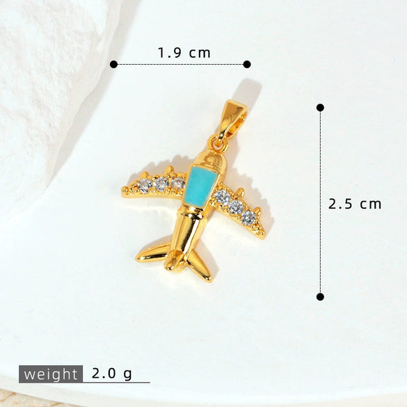 Wholesale Fashion Minimalist Aircraft Pendant Accessories Made Of Copper With 18K Gold Plated Electroplating