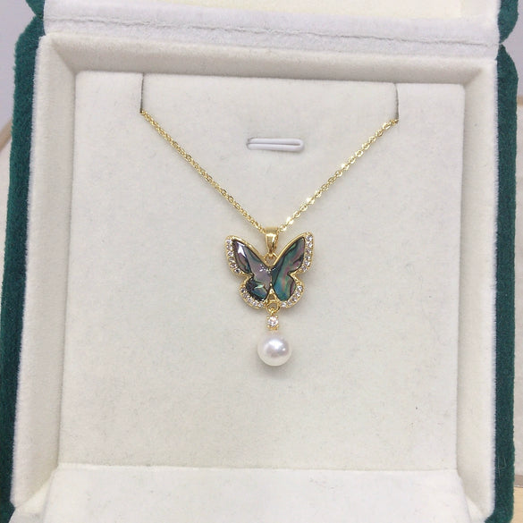 Wholesale Fashion Minimalist Copper Natural Freshwater Pearl Necklace With Abalone Shell Butterfly Pendant