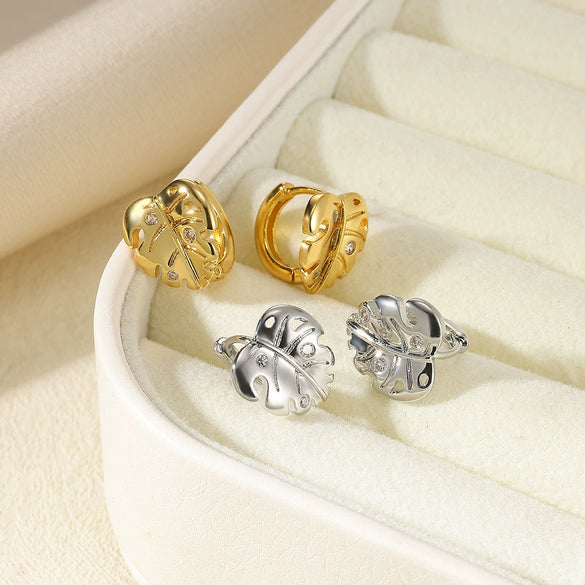 Wholesale Fashion Ol Geometric Cshaped And Heartshaped Earrings For Women Copper Alloy Inlaid With Artificial Gemstones And Semiprecious Stones Electroplated