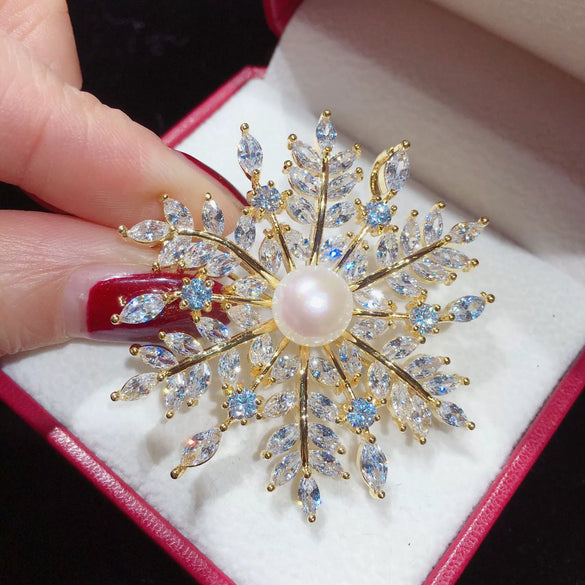 Wholesale Fashion Ol Style Copper Natural Freshwater Pearl Snowflake Zircon Brooch For Women