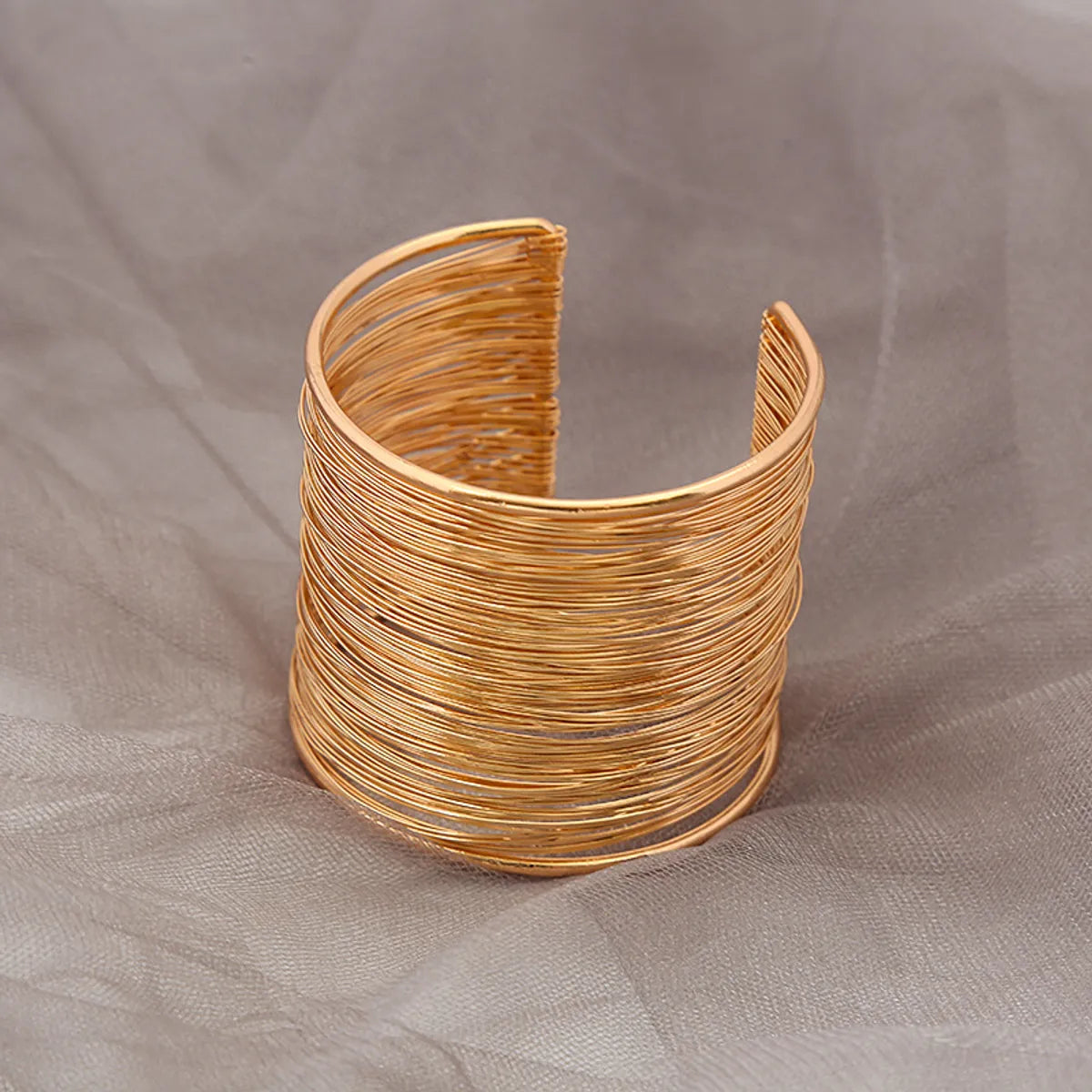 Wholesale Fashion Open Wire Bracelet Winding Braided Bracelet