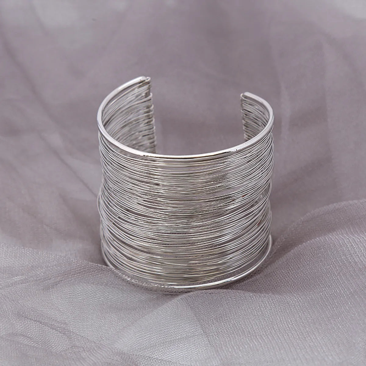 Wholesale Fashion Open Wire Bracelet Winding Braided Bracelet