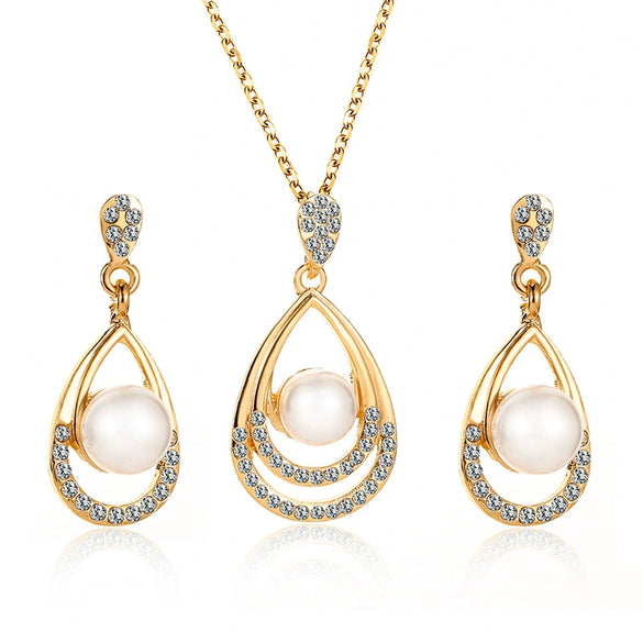 Wholesale Fashion Pearl Jewelry Set For Women Alloy Material With Geometric Styling And Electroplating Treatment Drop Necklace And Earrings Twopiece Set