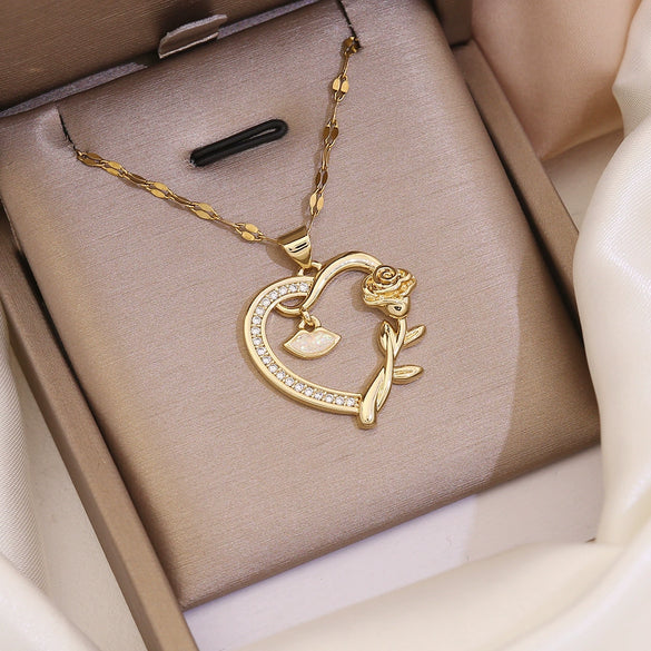 Wholesale Fashion Plated Copper Love Heart Shape Butterfly Pendant Necklace