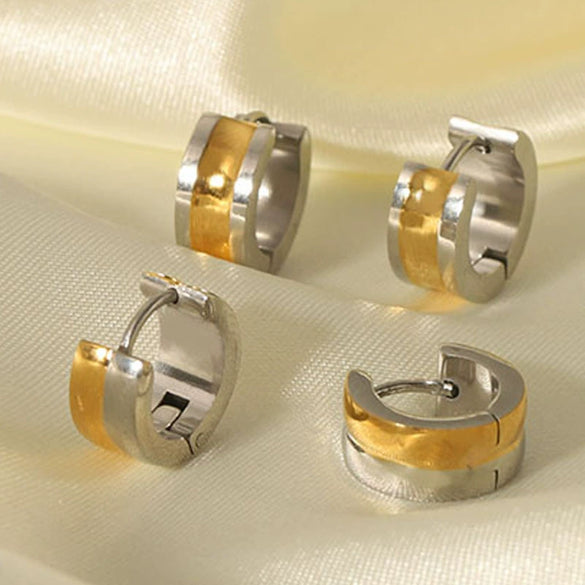 Wholesale Fashion Punk Stainless Steel Ear Buckle Earrings With 18K Golden Face Vacuum Real Gold Electroplating In Pvd Furnace