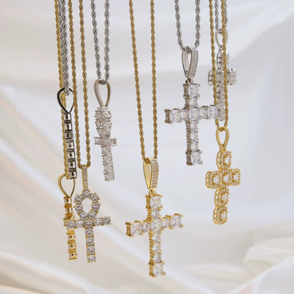 Wholesale Fashion Religious Cross Pendant Necklace Brass Zircon Electroplated For Women