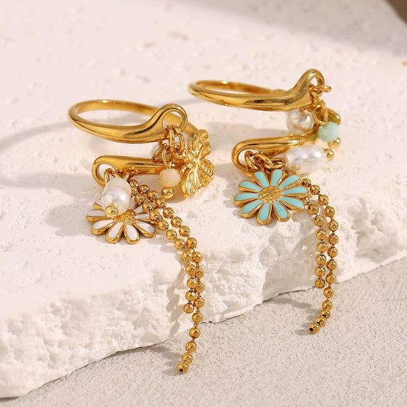 Wholesale Fashion Retro Medieval Jewelry Stainless Steel 18K Gold Plated Tassel Open Ring With Flower Pattern And Electroplating
