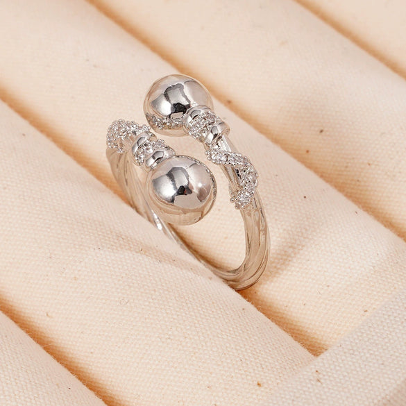 Wholesale Fashion Retro Simple Love Copper Ring Inlaid Zircon With Geometric Pattern And Electroplating For Women