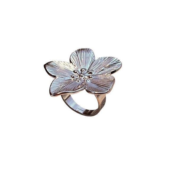 Wholesale Fashion Retro Stainless Steel Jewelry With Little Bear Pig Small Animal Pattern Snake Bone Chain Electroplating For Women Earrings Necklaces Hand Accessories