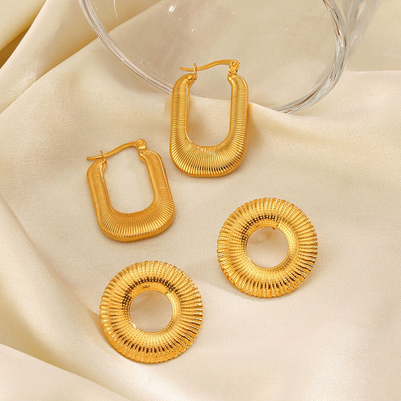 Wholesale Fashion Round Geometric Oval Titanium Steel Earrings For Women Electroplated With 18K Gold