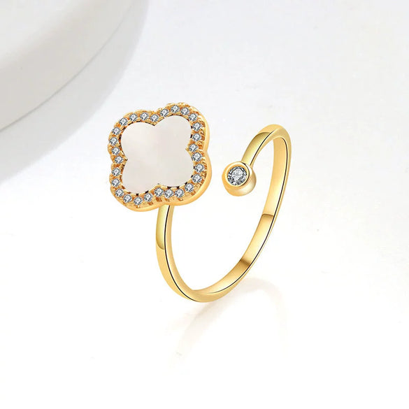 Wholesale Fashion Simple Rotating Four Leaf Clover Copper Ring Geometric Style 18K Gold Plated