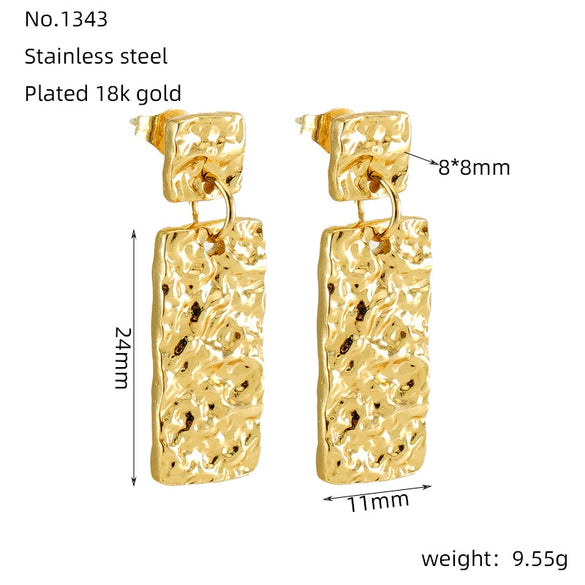 Wholesale Fashion Stainless Steel Earrings With Geometric Pattern For Women Electroplated