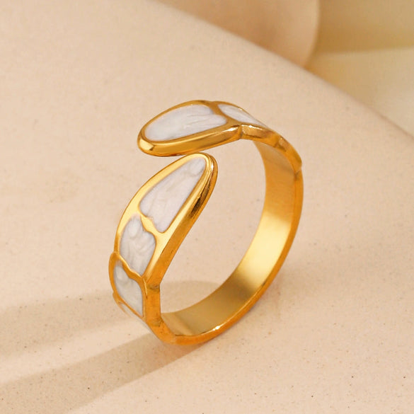 Wholesale Fashion Stainless Steel Geometric Opening Ring For Women Electroplated With 18K Gold