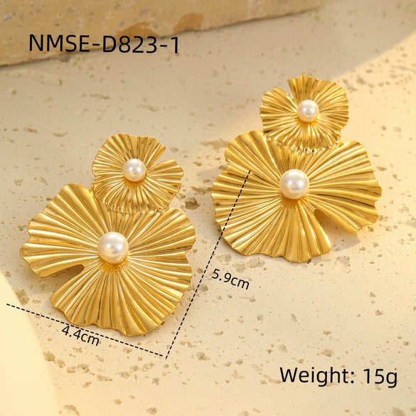 Wholesale Fashion Stainless Steel 18K Gold Plated Petal Pearl Earrings For Women