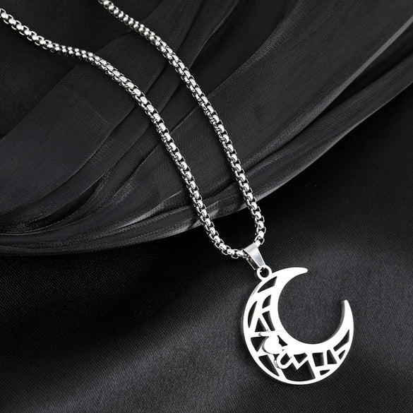 Wholesale Fashion Titanium Steel Couple Necklace With Hollow Letters Geometric Pattern Diamond Design And Stitching Flash And Hanging Chain