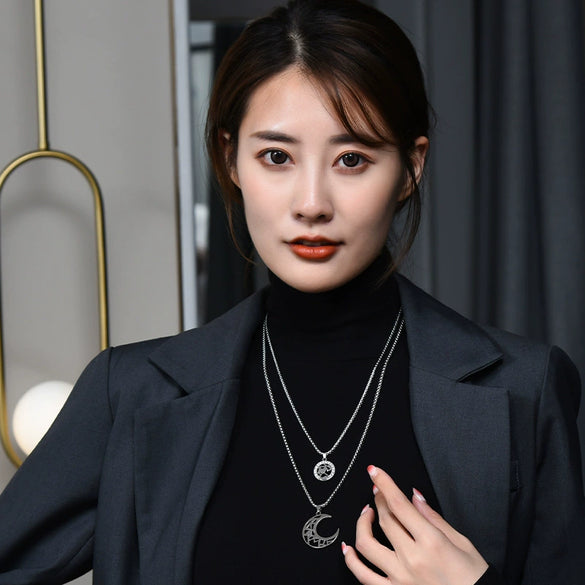 Wholesale Fashion Titanium Steel Couple Necklace With Hollow Letters Geometric Pattern Diamond Design And Stitching Flash And Hanging Chain